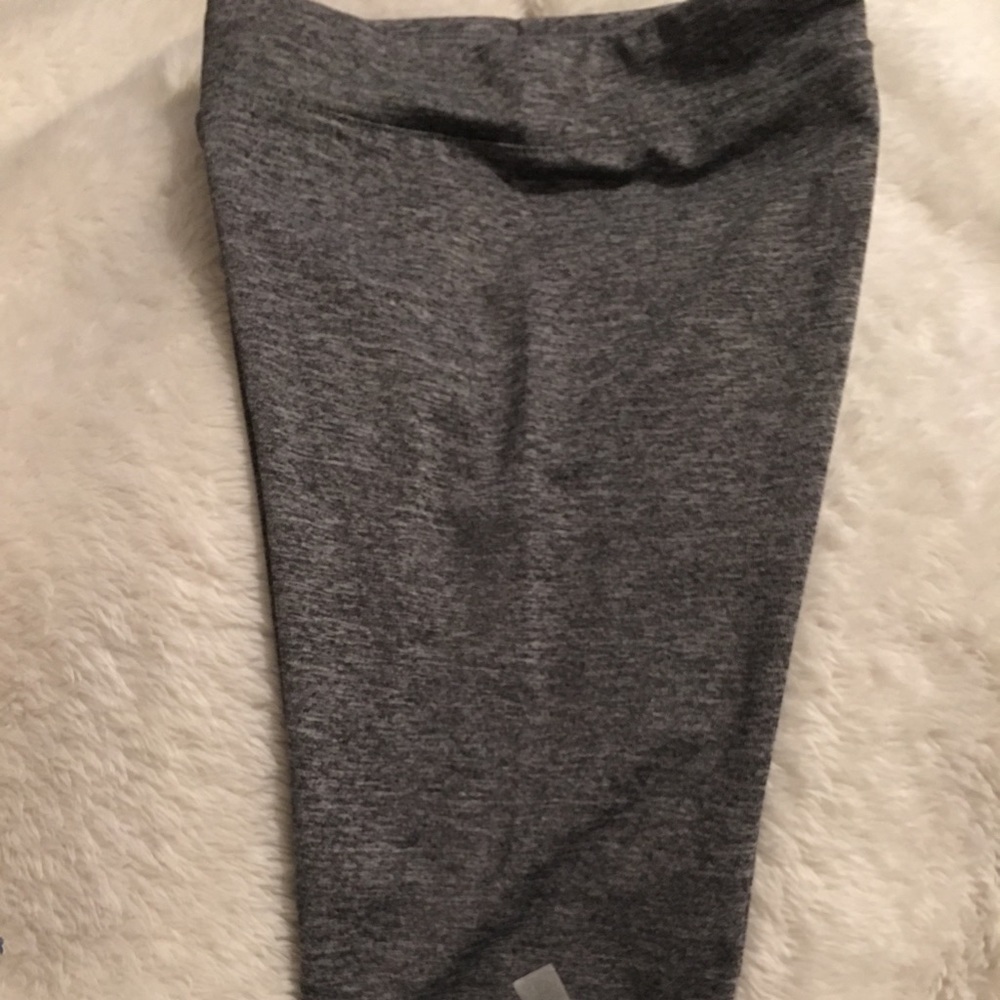 Adidas leggings size 6 gray